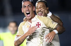 Vasco vira sobre o Bahia em São Januário e vence por 3 a 1 em jogo atrasado do Brasileirão