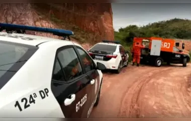 Polícia investiga cemitério clandestino após descoberta de partes de corpos em Saquarema
