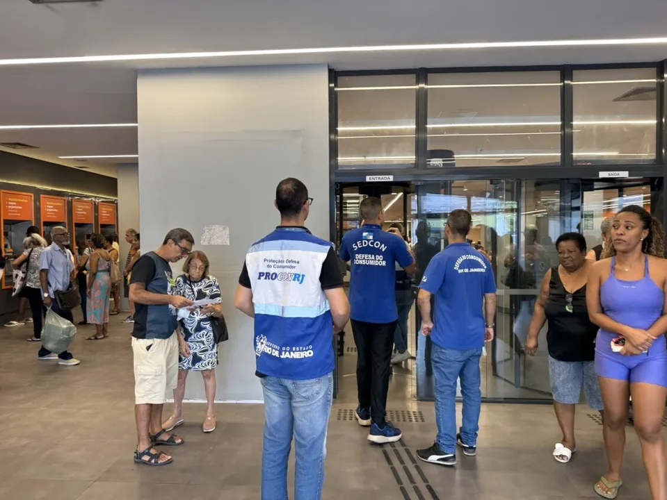 Entre as principais falhas identificadas na prestação do serviço, está o tempo de espera superior a 30 minutos para o atendimento ao público