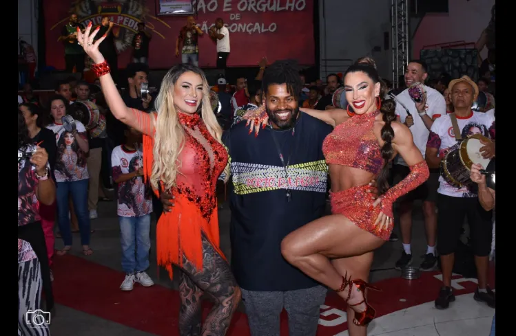 Andessa Urach e Andrea Andrade marcaram presença na Porto da Pedra na última quinta-feira (24)