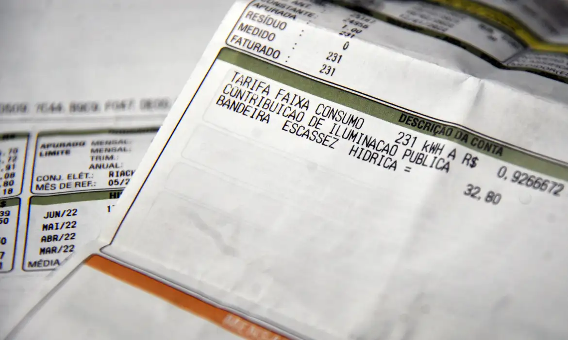 Nas datas previstas, será divulgada a cor da bandeira que estará vigente no mês seguinte