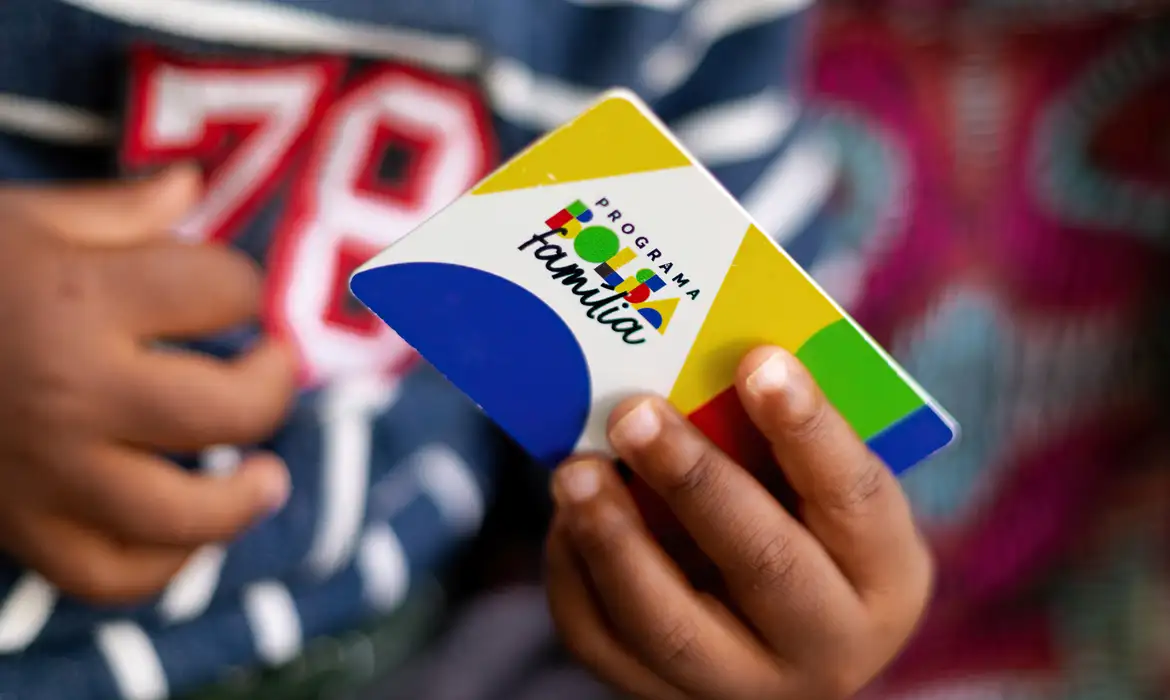 A nova versão do aplicativo permitirá que o responsável familiar consulte informações detalhadas sobre a situação do benefício