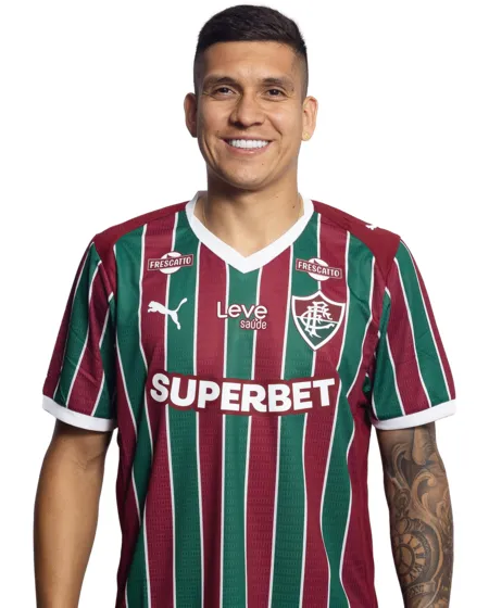 Millán, de 27 anos, foi testado entre os titulares e deve receber a chance de defender o time de Laranjeiras