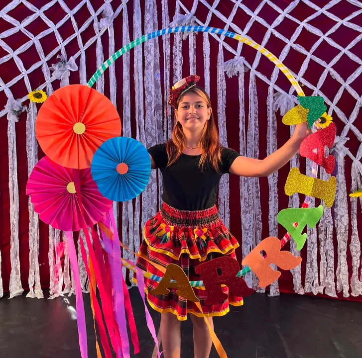 Pescaria, dança das cadeiras e passagem de bambolê garantiram momentos de diversão