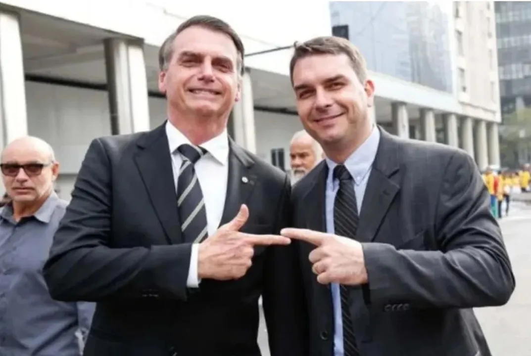 Imagem ilustrativa da imagem Bolsonaro diz que Flávio será seu candidato a Presidência da República