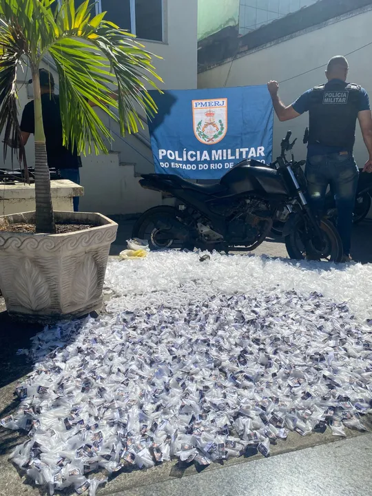 Com ele a polícia apreendeu farta quantidade de drogas