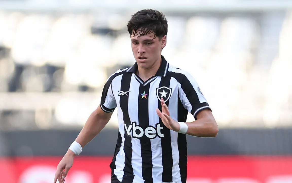 No total, o jogador acumula seis gols e seis assistências com a camisa alvinegra