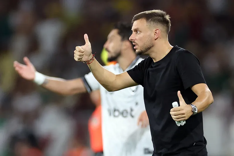 Botafogo enfrenta o Nacional Potosí, na quarta (18)