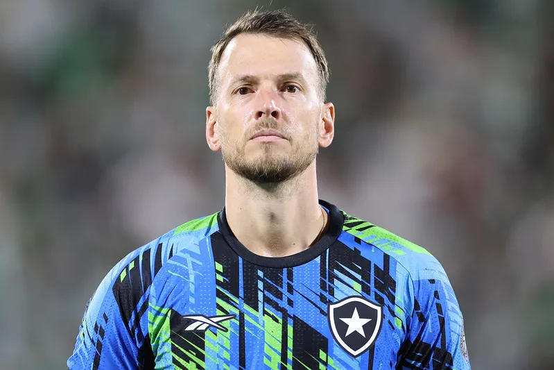 Neto rescinde com o Botafogo e está livre no mercado