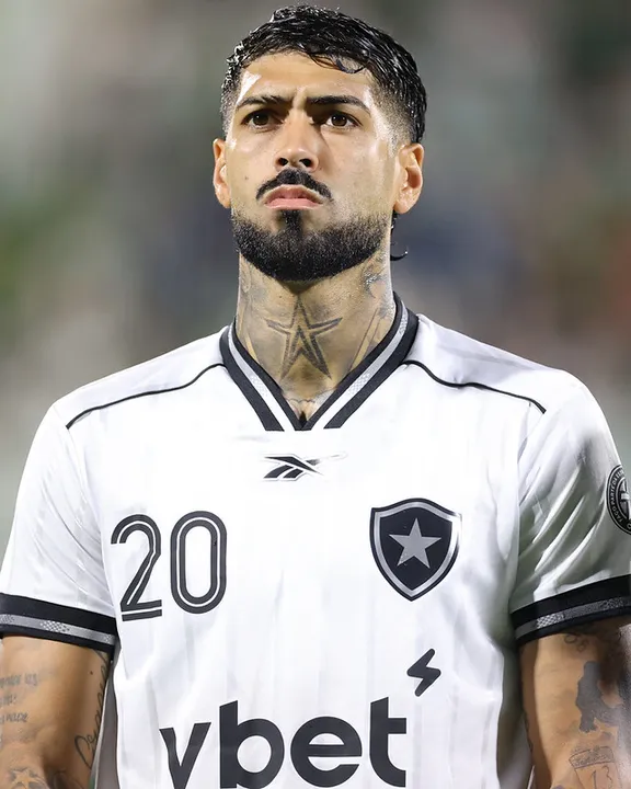Barboza está próximo de deixar o Botafogo e acertar com o Palmeiras