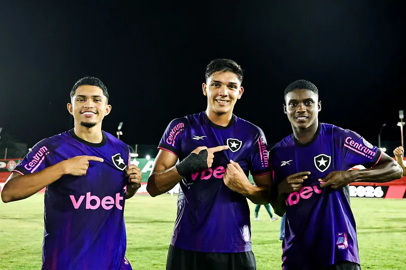 Garotada alvinegra fez bom jogo e venceu a Portuguesa