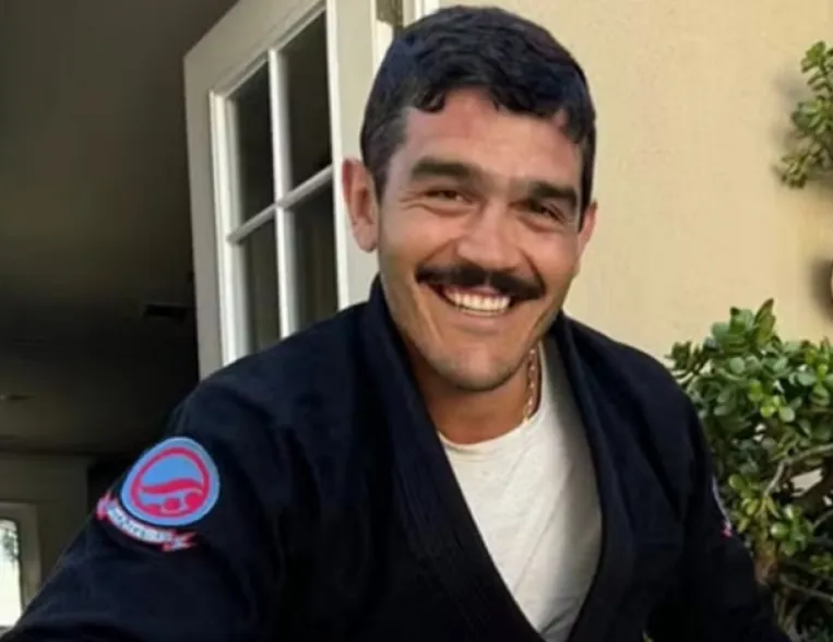 Yuri andava de bicicleta quando foi atingido