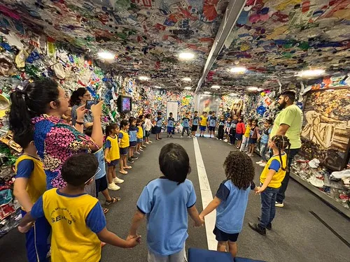A iniciativa reúne arte, tecnologia e educação ambiental