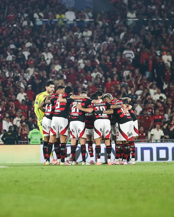 Fla encara o Fortaleza, neste sábado (25), sonhando com a liderança do Brasileirão