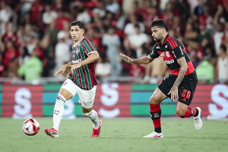 Fluminense e Flamengo se enfrentam no domingo (12), às 18h, no Maracanã