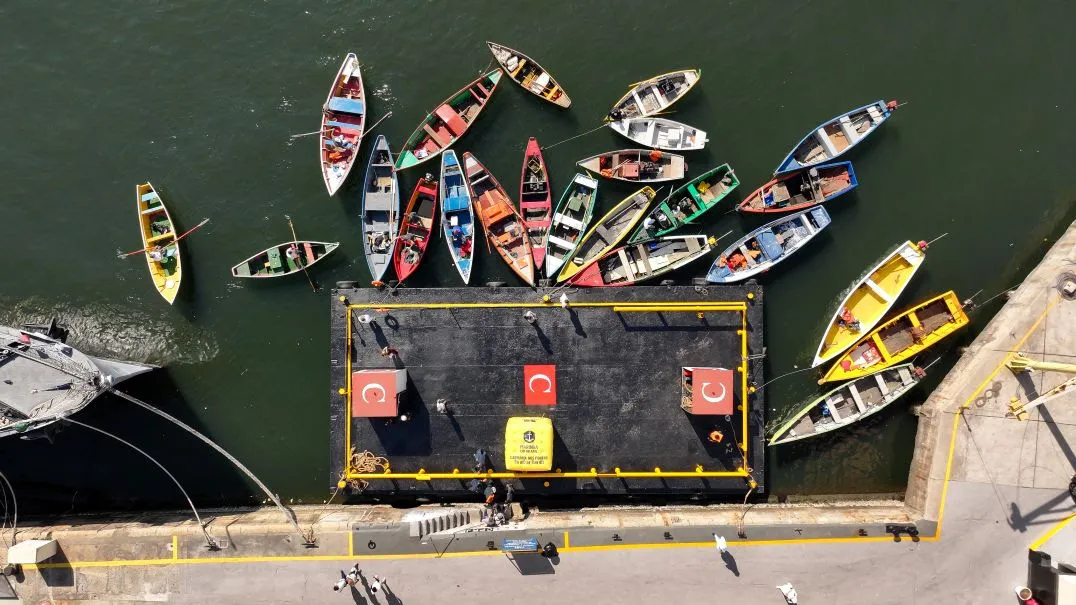 Com a proposta de beneficiar 100 pescadores e pescadoras da Baía de Guanabara, previamente cadastrados pelas colônias e associações de pesca locais, a iniciativa acontecerá nas instalações da CPRJ
