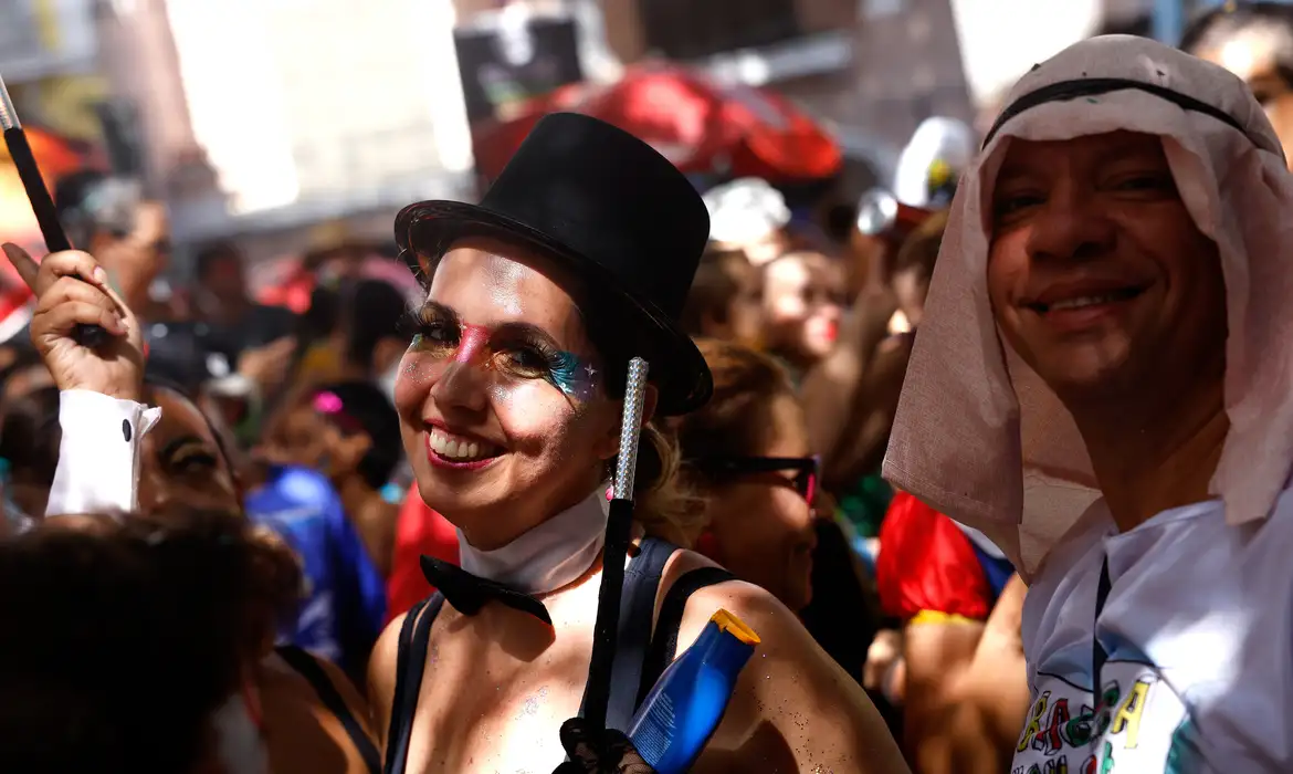 Carnaval não oficial já começou no Rio de Janeiro