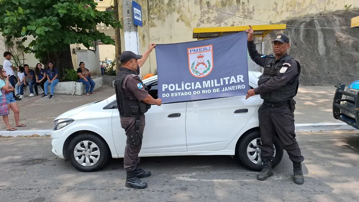 Carro foi levado para perícia na Cidade da Polícia