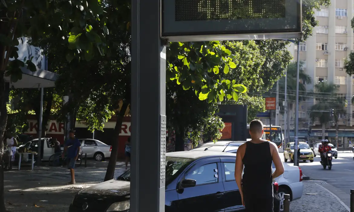 El Niño se intensificou e tem 81% de chance de atingir a categoria “muito forte” entre os meses de outubro e dezembro