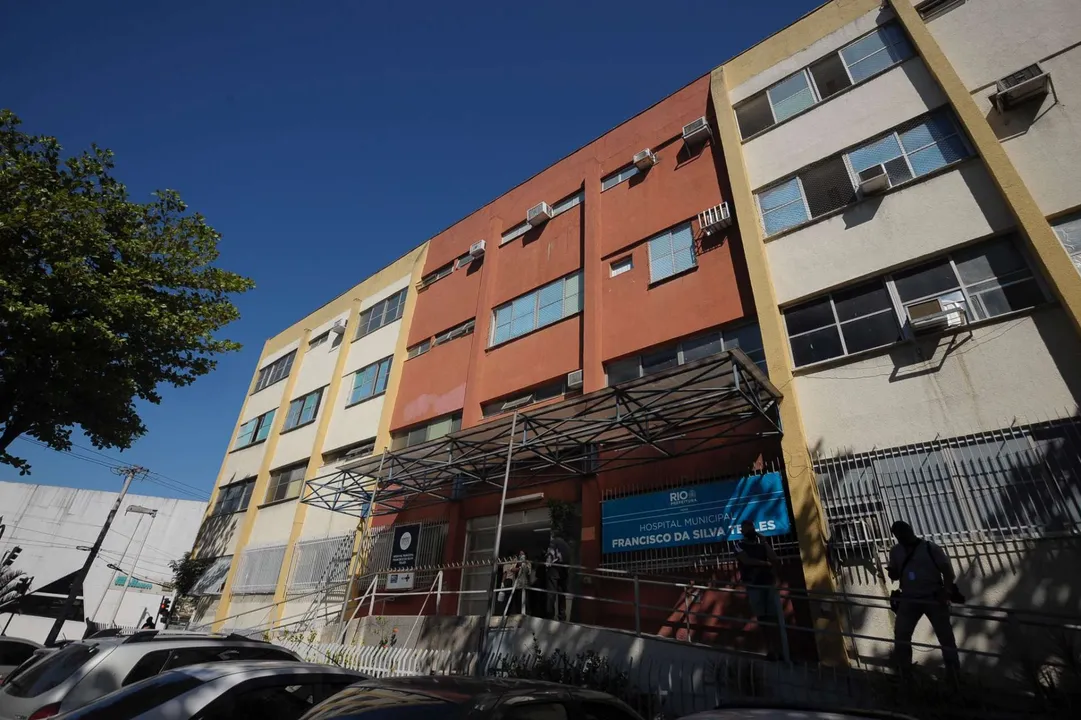 As vítimas baleadas deram entrada no Hospital Municipal Francisco da Silva Telles