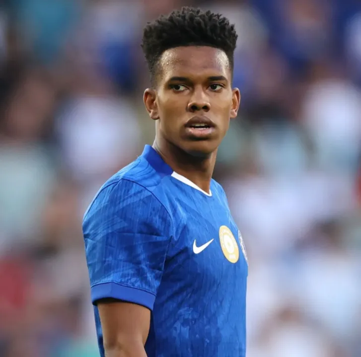 Com lesão confirmada por exames médicos, as chances do jogador competir pela seleção são baixas