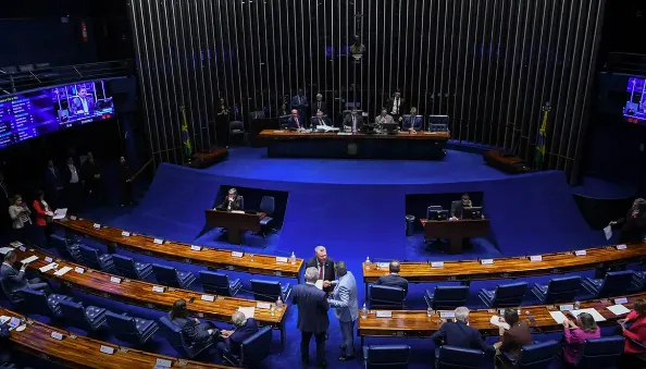 Congresso aprova isenção do imposto de renda por tempo indeterminado