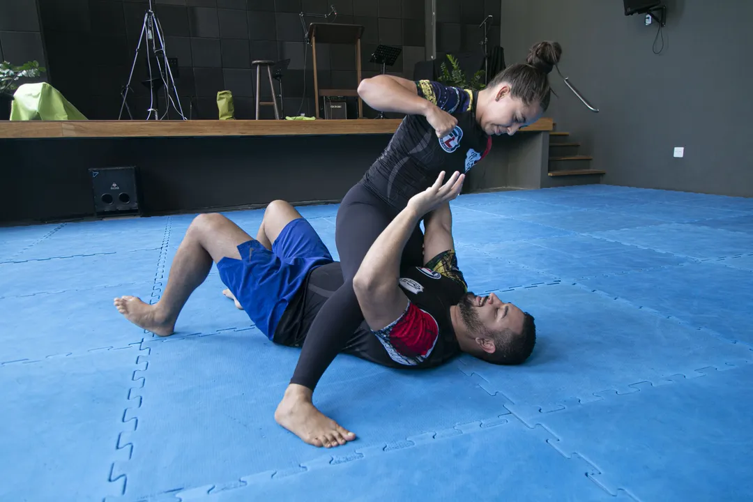 A iniciativa é uma parceria entre os projetos Na Mira Delas e Fé na Luta