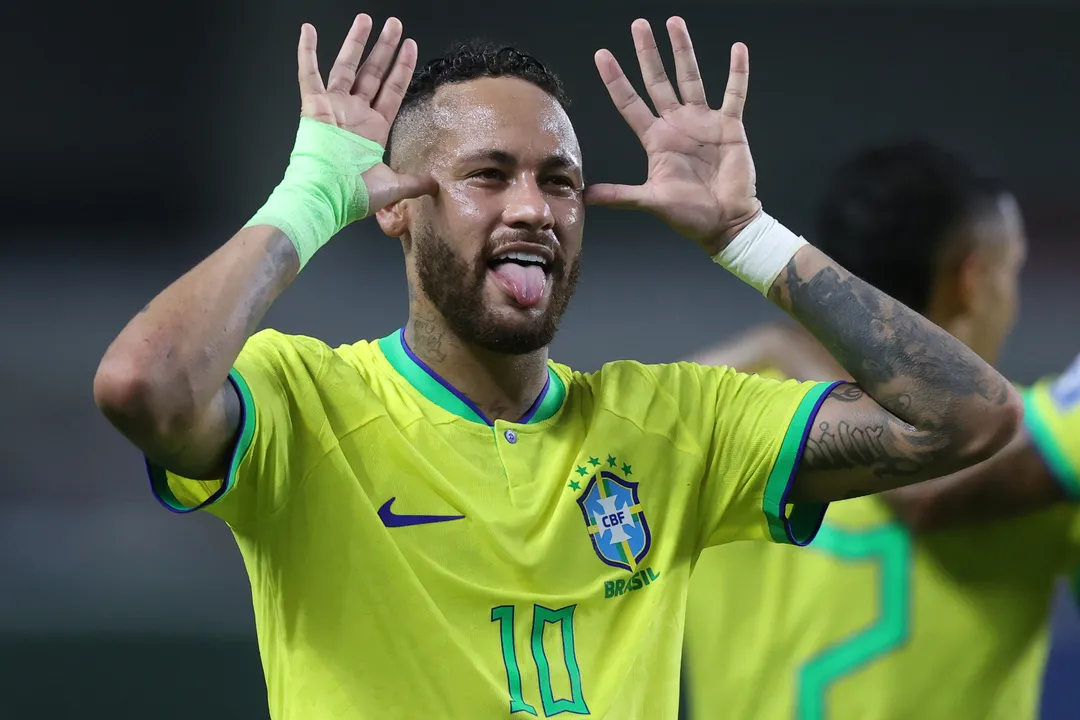 A opinião sobre a ida do Neymar não é unânime entre os brasileiros