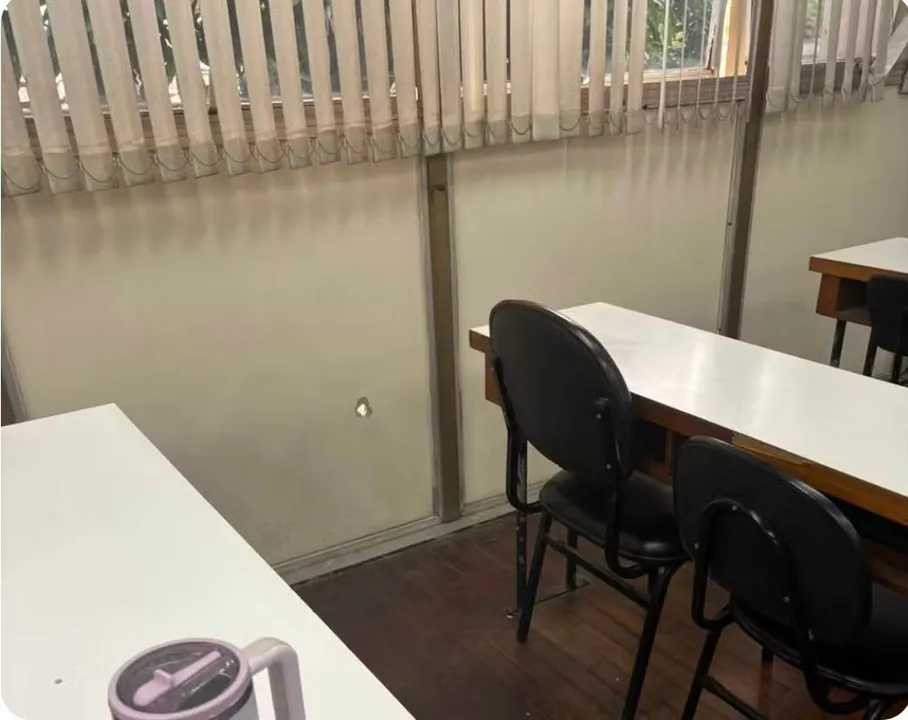 Moradores e funcionários da escola prestaram os primeiros socorros e levaram a criança para a Clínica da Família Jeremias Moraes da Silva