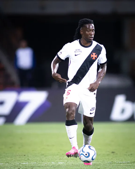 Cuesta recuperou as boas atuações nesse início de segundo semestre no Vasco