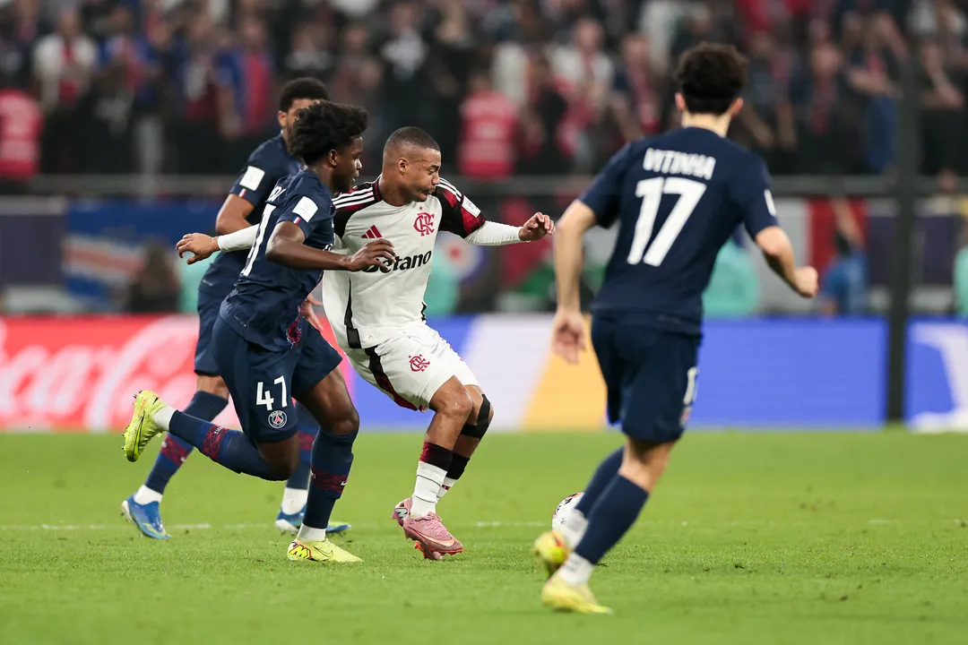 De la Cruz atuou por 45 minutos contra o PSG na final do Intercontinental de Clubes
