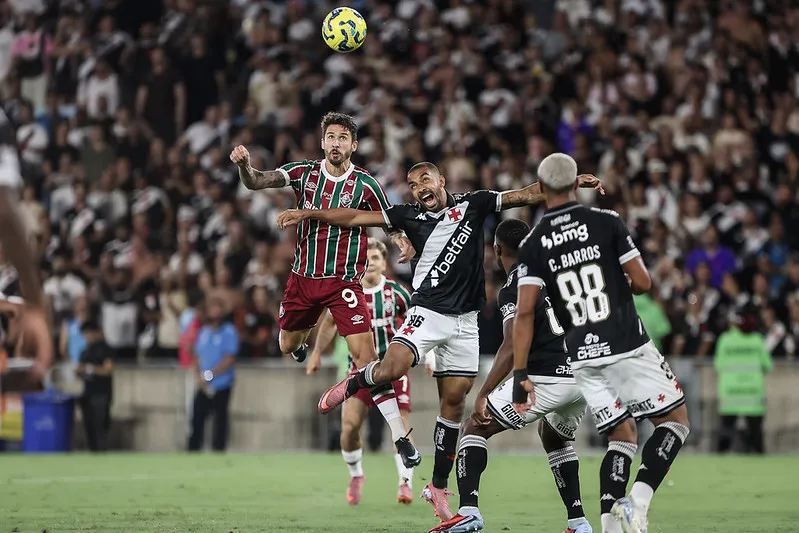 Vasco saiu na frente na primeira partida contra o Fluminense