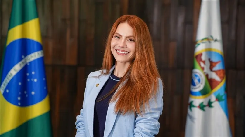 Sarah Poncio acumula dívida superior a R$ 1 bilhão