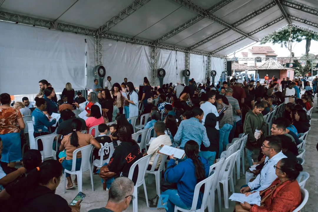 Durante mais de oito horas de atendimento, o programa registrou grande procura popular