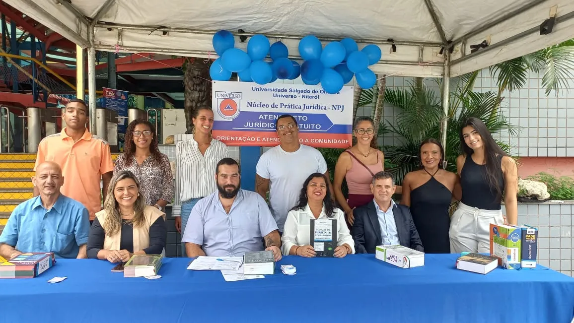 Alunos e professores de Direito da Universo realizam atendimento de consumidores junto ao Procon-RJ