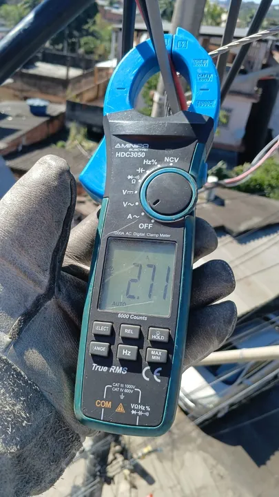Furtar energia é crime com pena prevista de um a quatro anos de reclusão