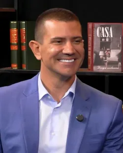 Ruas foi eleito por 44 votos, com uma abstenção