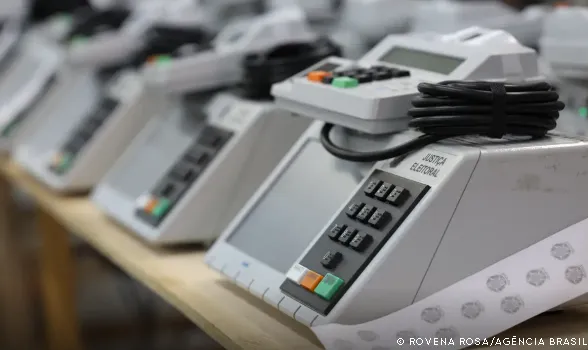 Os partidos terão até o dia 5 de agosto para realizarem suas convenções