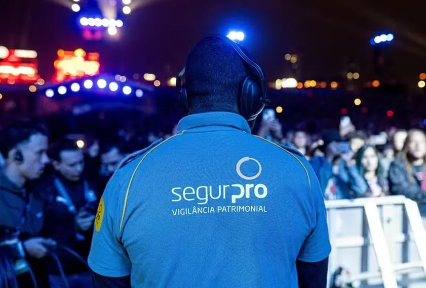 Além receber diariamente o valor de R$ 196,49, os funcionário também receberão auxílio-transporte de R$ 18,80, além da alimentação e hidratação durante os dias trabalhados no festival de música