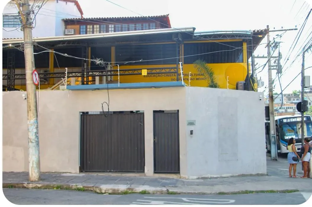 Escola foi desinterditada