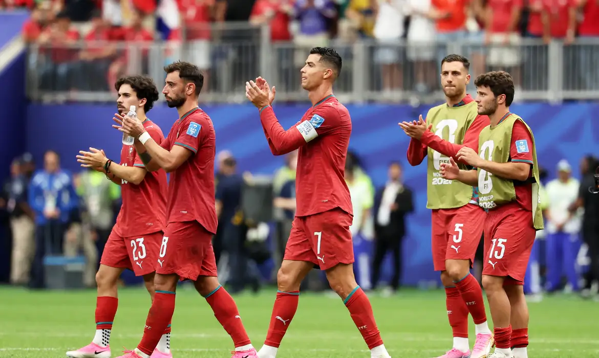 Os vencedores avançam às oitavas de final e os derrotados deixam a competição