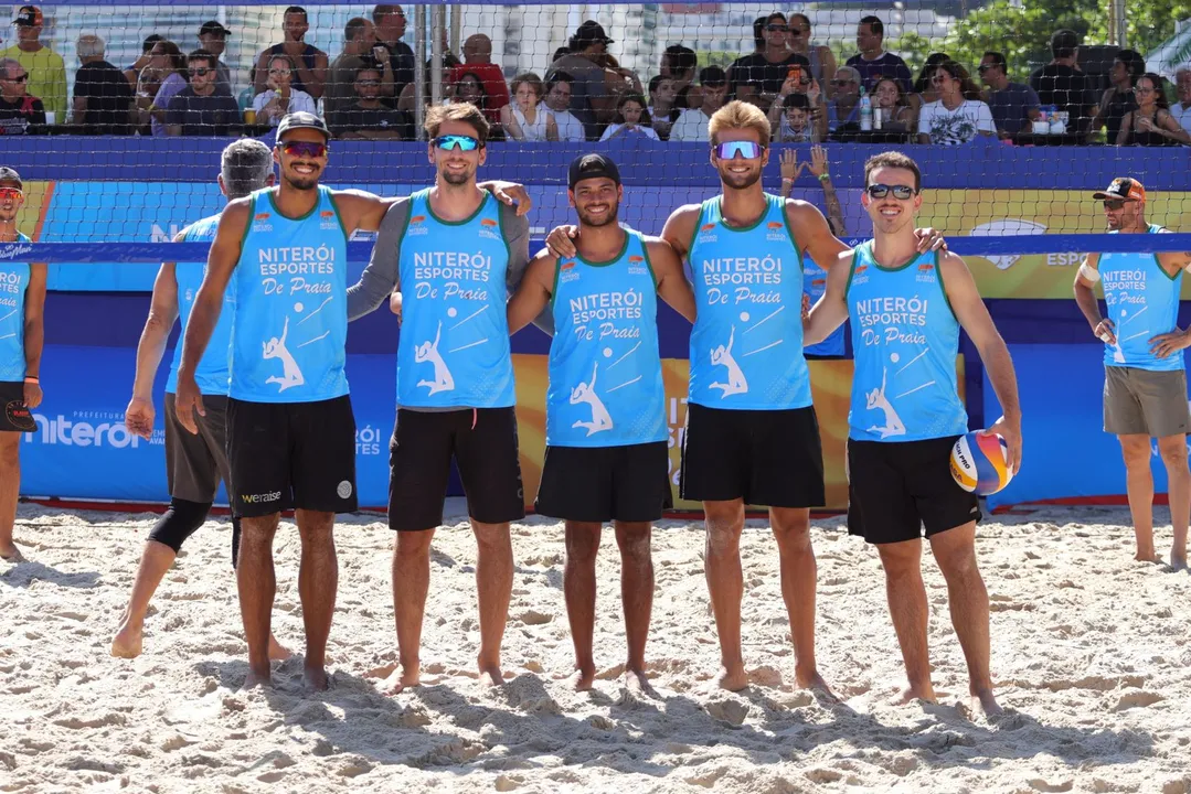 Atletas de diferentes categorias disputaram campeonatos de beach tennis, futevôlei e vôlei de praia
