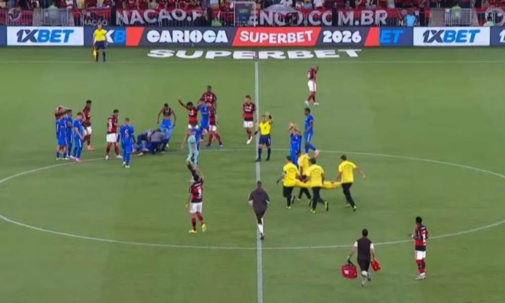 Alexandre Souza, do Sampaio Corrêa, sofreu convulsão durante jogo contra o Flamengo