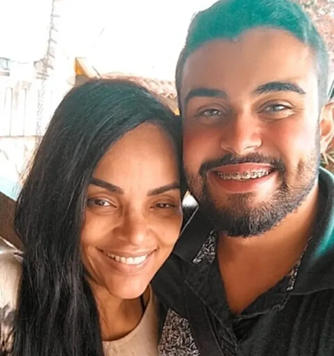Flordelis e Allan Soares