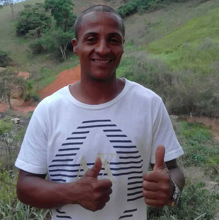 Vinicius Vieira, de 45 anos, foi visto pela última vez no bairro Boaçu