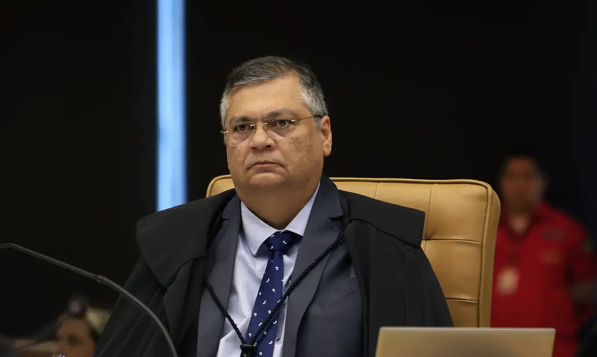 Ministro deu prazo de 48 horas para a Câmara dos Deputados dar explicações sobre a viagens internacionais do deputado Mário Frias