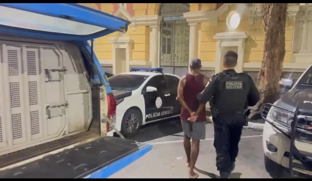 O suspeito foi encaminhado à 76ª DP ( Niterói)