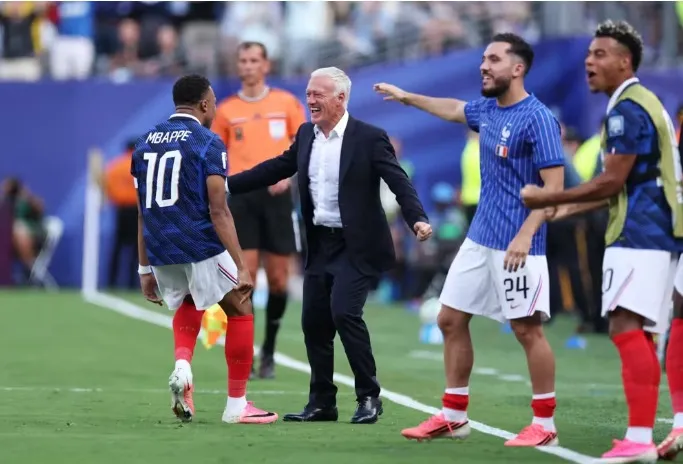 A França vai jogar contra o Paraguai nas oitavas de final da Copa 2026