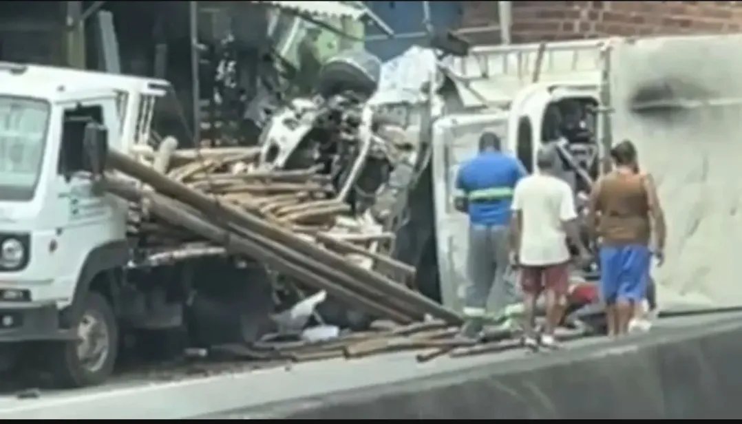 Até o momento, não há informações sobre o estado de saúde das vítimas