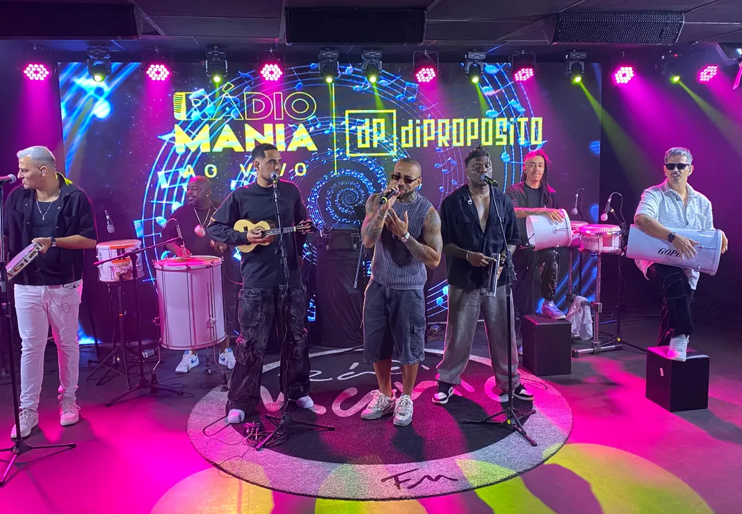 Di Propósito fez uma grande apresentação na Rádio Mania nesta quinta
